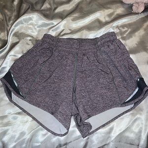 Lululemon Hotty Hot shorts